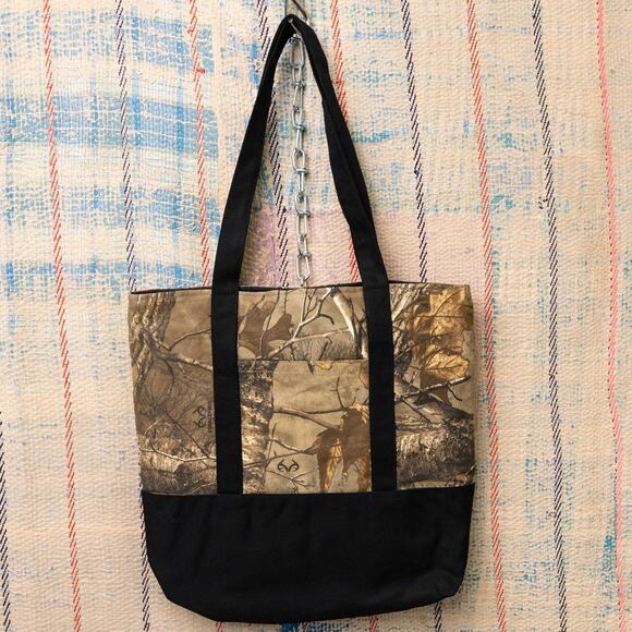 Upcycled handmade carhartt tote bag - Picture 5 of 7
